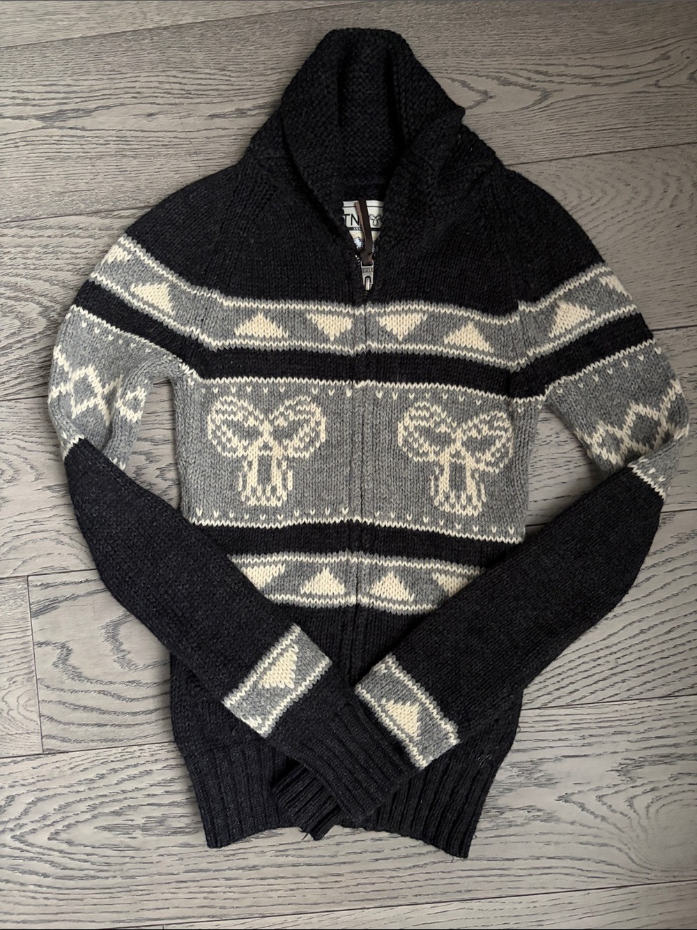 Aritzia TNA Cowichan Sweater